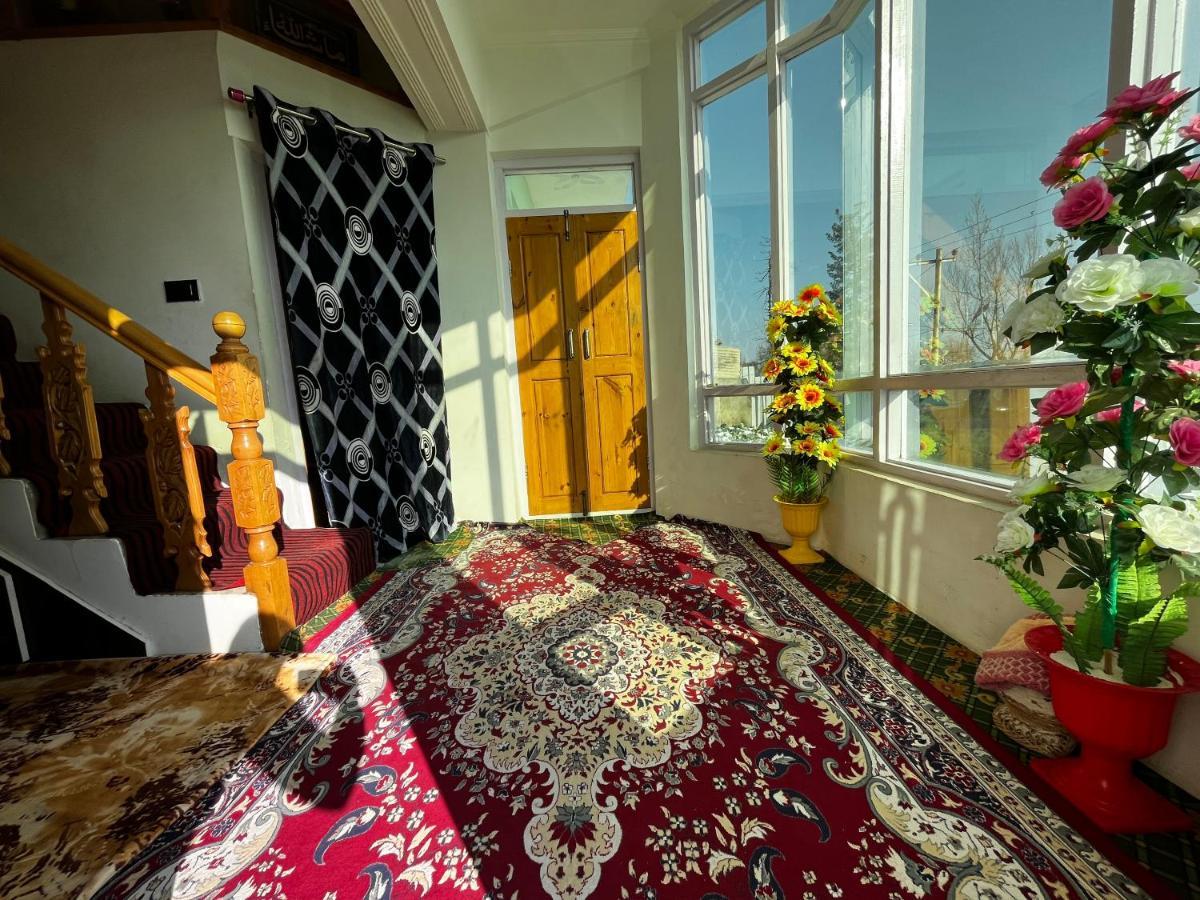 Everest Guest House Gulmarg Luaran gambar