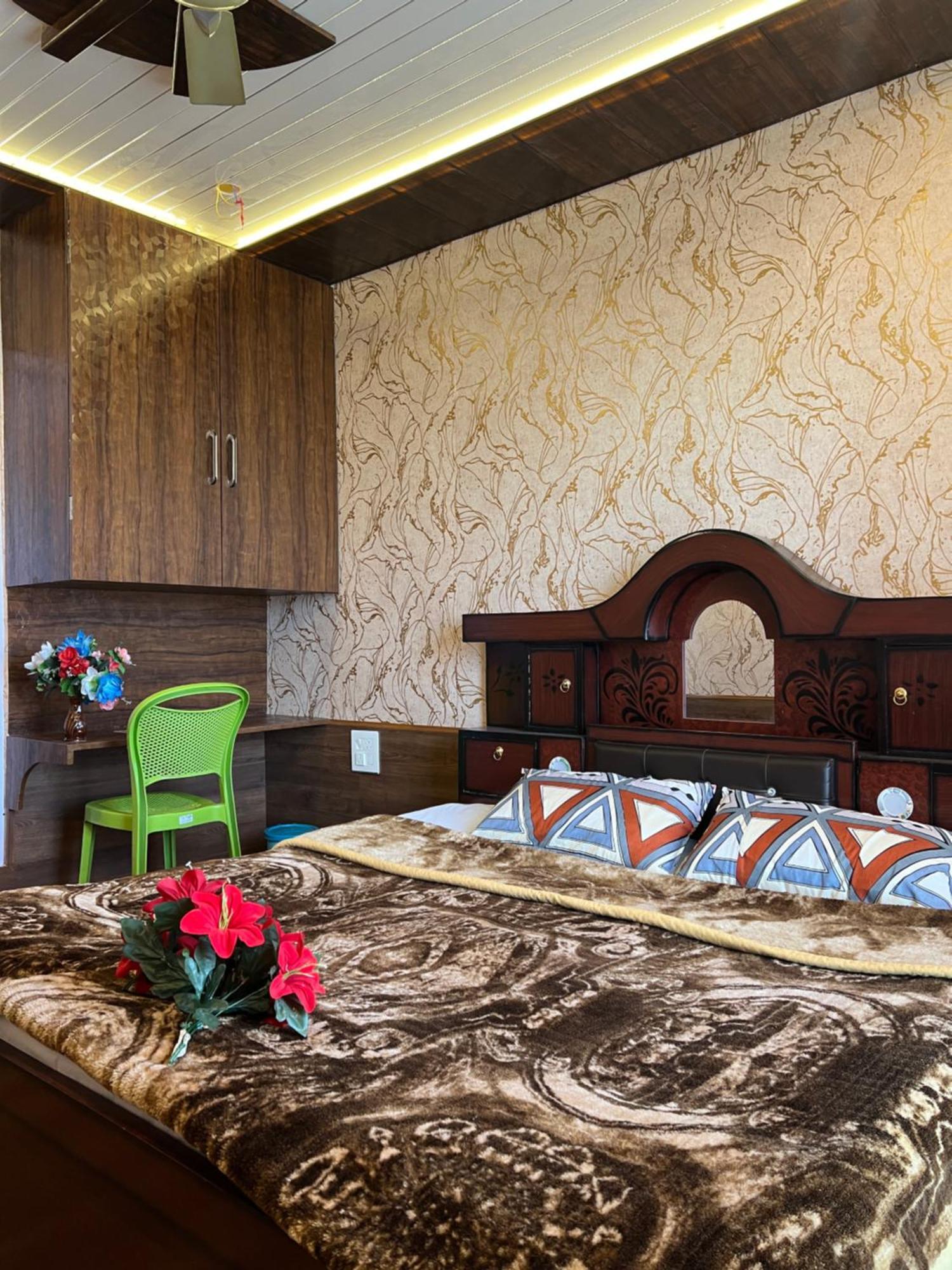 Everest Guest House Gulmarg Luaran gambar